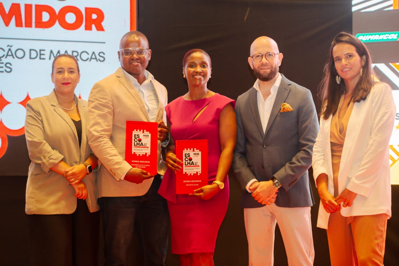 NOSSA Seguros eleita como a Escolha do Consumidor Angola 2025 em "Experiência do cliente em seguros" e "Seguros de saúde"